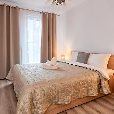 Airport Comfy By Bookinghost * Poznan