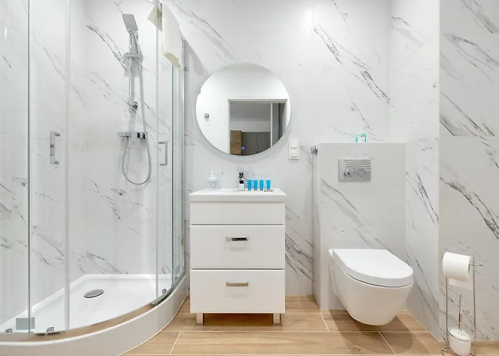 Airport Comfy By Bookinghost