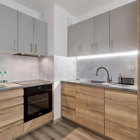 Airport Comfy By Bookinghost Daire *